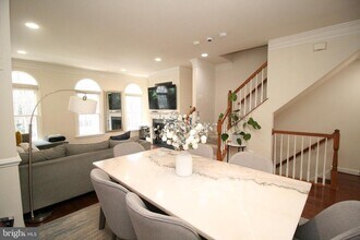 326 Casey Ln in Rockville, MD - Building Photo - Building Photo