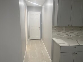 51 Oakland Ter, Unit 1 in Newark, NJ - Foto de edificio - Building Photo