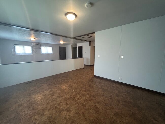 1221 Koehn Dr in Danville, IL - Foto de edificio - Building Photo