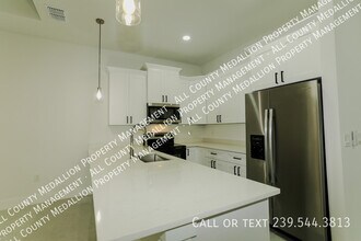 143 Harold Ave S in Lehigh Acres, FL - Building Photo - Building Photo