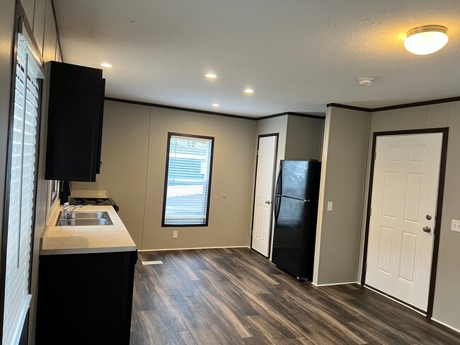 3519 Loveside Terrace in Lansing, MI - Building Photo - Building Photo