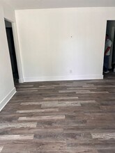4934 Burma Rd in Houston, TX - Building Photo - Building Photo