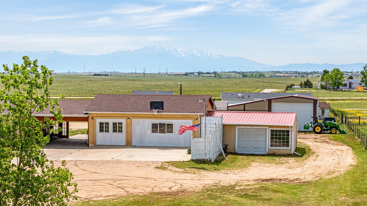 5750 Whipshaw Rd, Unit 5750 Whipshaw Rd in Peyton, CO - Building Photo