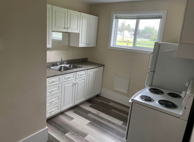 property at 770 Riverside Dr