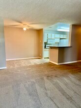 2200 S Fort Apache, Unit 2178 in Las Vegas, NV - Building Photo - Building Photo