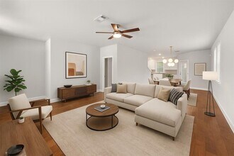 2311 Santa Rita St in Austin, TX - Building Photo - Building Photo