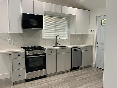 property at 6546 Bobbyboyar Ave