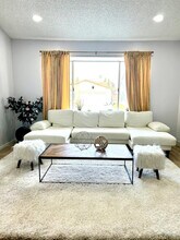 2500 Kirkwood Dr in Hayward, CA - Building Photo - Building Photo