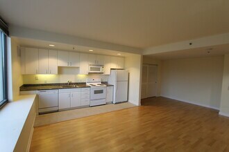 260 King St in San Francisco, CA - Building Photo - Building Photo