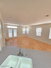 7604 Pennybrook Ct in Las Vegas, NV - Building Photo - Building Photo