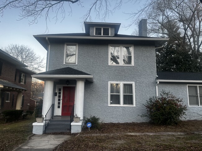 1659 Berkeley Ave in Petersburg, VA - Foto de edificio - Building Photo