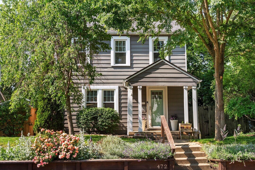 472 Tibet Rd in Columbus, OH - Building Photo