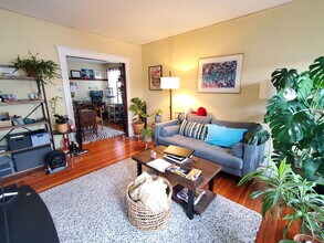 19 Edward Sullivan Rd in Cambridge, MA - Building Photo - Building Photo