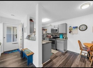 8775 Chandler Dr, Unit C in Myrtle Beach, SC - Building Photo - Building Photo