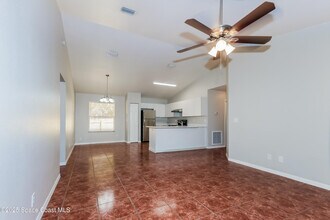 1545 20th Ave SW in Vero Beach, FL - Building Photo - Building Photo