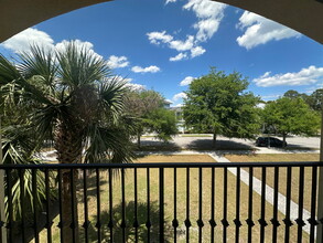 14 Johnston Way in Bluffton, SC - Building Photo - Building Photo