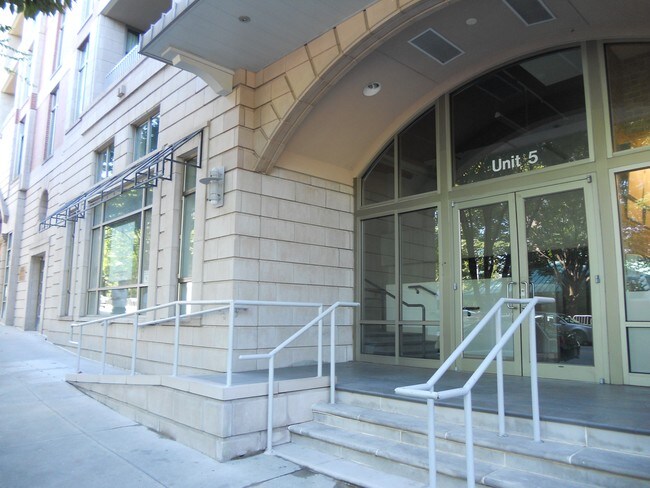 Centenial Park West in Atlanta, GA - Foto de edificio - Building Photo