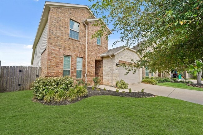 property at 18906 Whitehaven Bend Ln