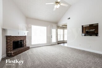 807 Lazy Ln in Winder, GA - Foto de edificio - Building Photo