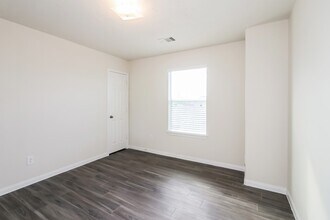 1015 Cascadera Ct in Richmond, TX - Building Photo - Building Photo