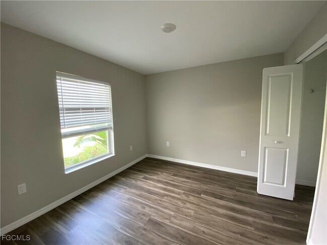 2821 NW 6th Pl in Cape Coral, FL - Building Photo - Building Photo
