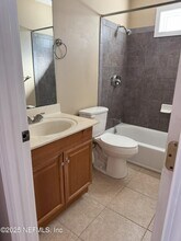 447 Newport Dr in Orange Park, FL - Building Photo - Building Photo