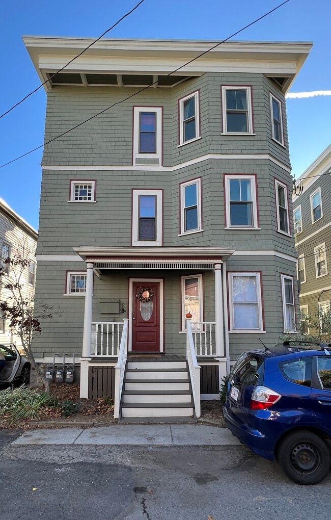 8 George St, Unit #2