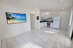 3720 Morton Ave in West Palm Beach, FL - Building Photo