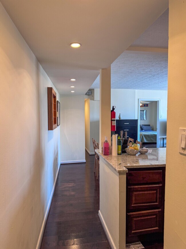 1440 N St NW in Washington, DC - Foto de edificio - Building Photo