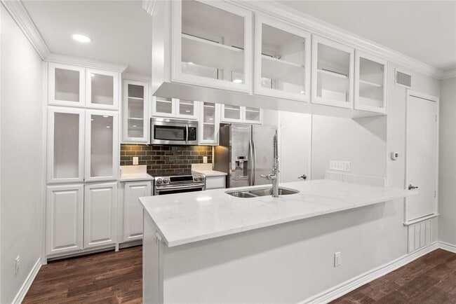 2507 Quarry Rd in Austin, TX - Building Photo - Building Photo