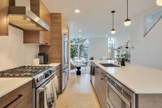 118 27th Ave E in Seattle, WA - Building Photo - Building Photo