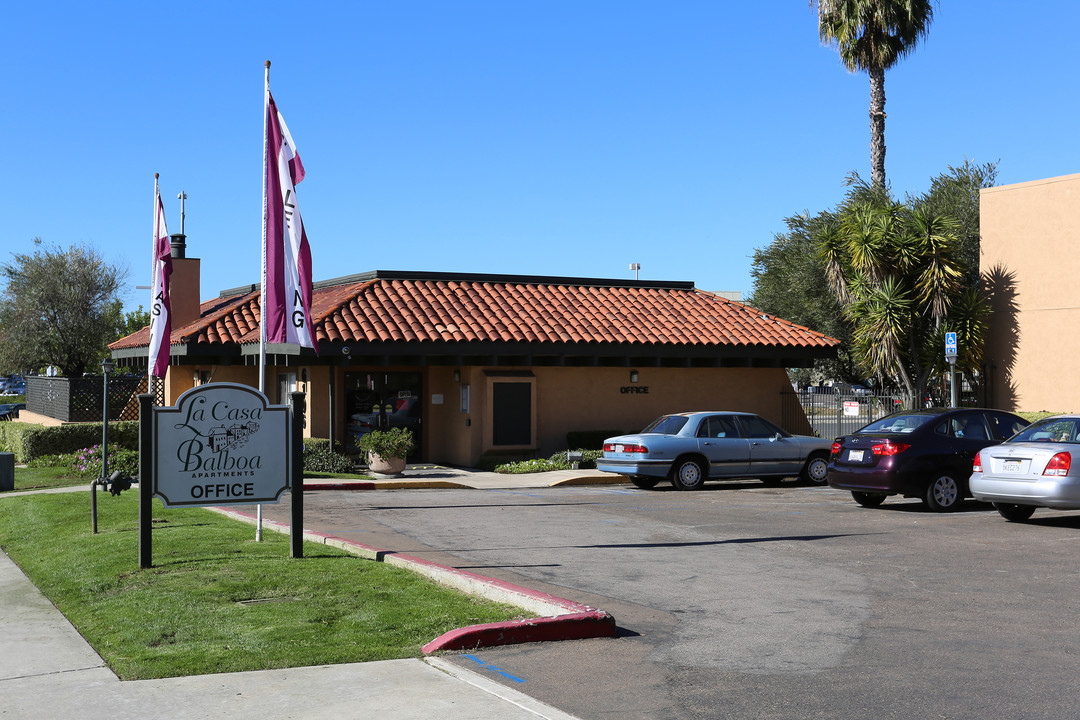 55+ La Casa Balboa in San Diego, CA - Building Photo