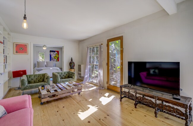 3626 Veteran Ave in Los Angeles, CA - Building Photo - Building Photo