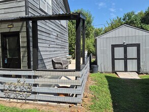 12335 Roy Rd in Pearland, TX - Building Photo - Building Photo