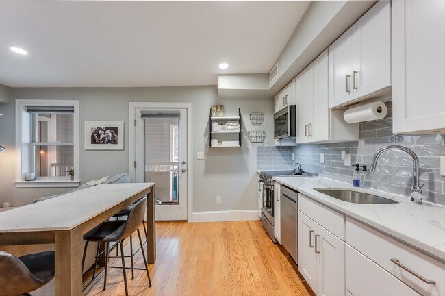 64 O St in Boston, MA - Building Photo - Building Photo