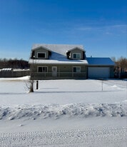 4526 Ryder Dr in Palmer, AK - Building Photo