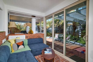5118 Shore Dr in Carlsbad, CA - Building Photo