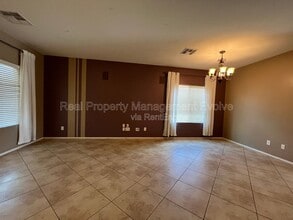 2825 E Trigger Way in Gilbert, AZ - Building Photo - Building Photo