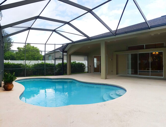 2408 Tea Olive Terrace in Valrico, FL - Building Photo - Building Photo
