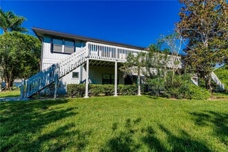 602 Centre Ct SW in Vero Beach, FL - Building Photo - Building Photo