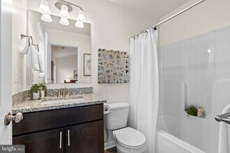 2026 Ter Vw Ln in Mechanicsburg, PA - Building Photo - Building Photo