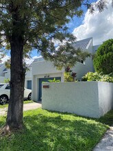 1833 NW 12th Ave in Fort Lauderdale, FL - Building Photo - Building Photo