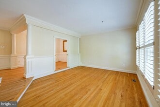 9708 Whitley Park Pl in Bethesda, MD - Building Photo - Building Photo