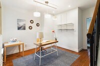 645 Stirling St photo'