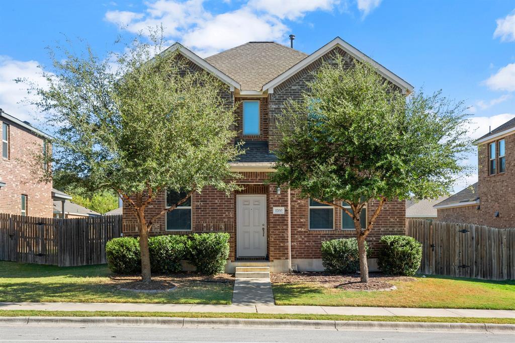 1700 W Broade St in Leander, TX - Building Photo