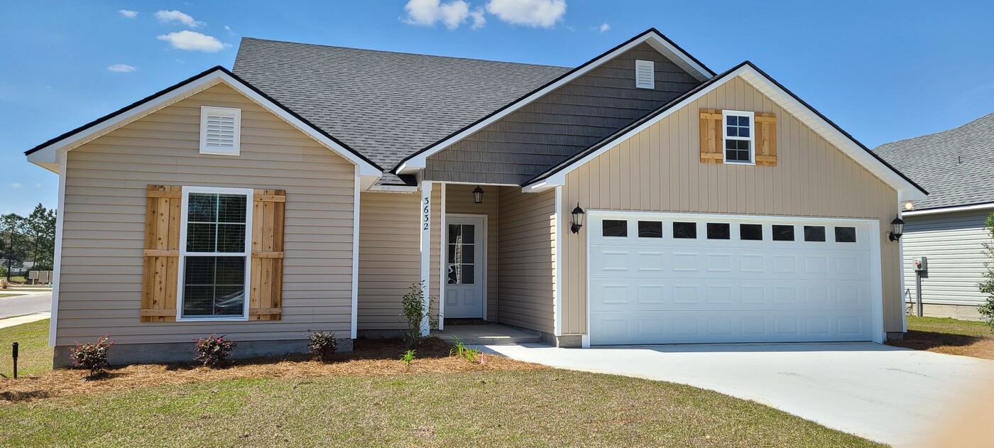 3632 Deidra Miller Cir in Valdosta, GA - Building Photo