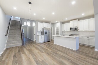 13425 Territorial Rd N in Maple Grove, MN - Building Photo - Building Photo