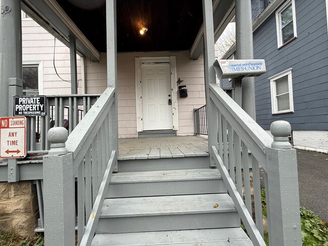 69 Kingston St in Rochester, NY - Building Photo - Building Photo