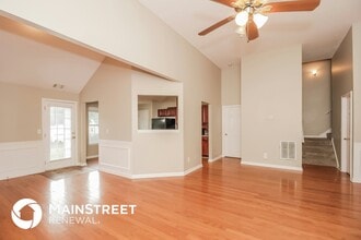 4321 Holliday Rd in Atlanta, GA - Foto de edificio - Building Photo