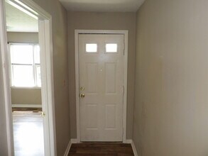 75 Ashwood Ct in Frankfort, KY - Building Photo - Building Photo